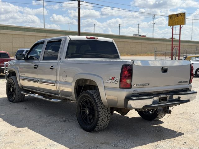 2004 Chevrolet Silverado 2500HD LT Crew Cab Long Bed 4WD