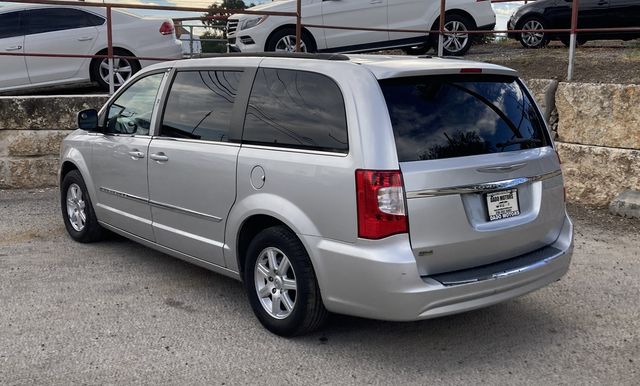2012 Chrysler Town & Country Touring