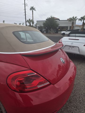2014 Volkswagen Beetle 2.5L Convertible