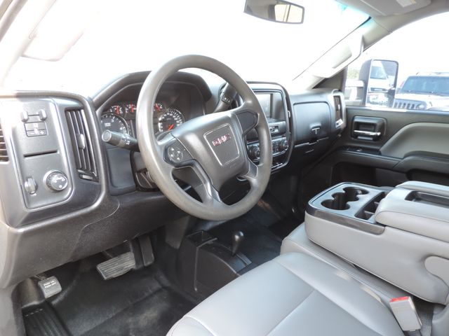 2019 GMC Sierra 3500HD Crew Cab Base Flatbed DRW 4WD