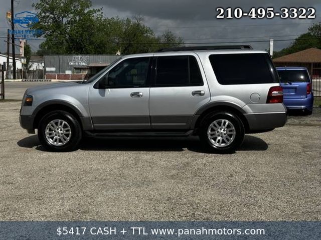 2012 Ford Expedition XLT 2WD