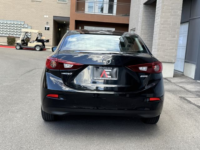 2018 Mazda MAZDA3 i Sport AT 4-Door