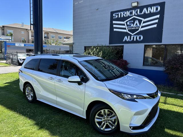 2024 Toyota Sienna XLE 7-Passenger AWD