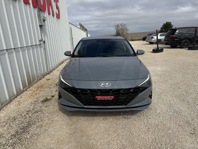 2022 Hyundai Elantra