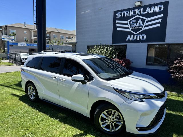 2025 Toyota Sienna Limited 7-Passenger