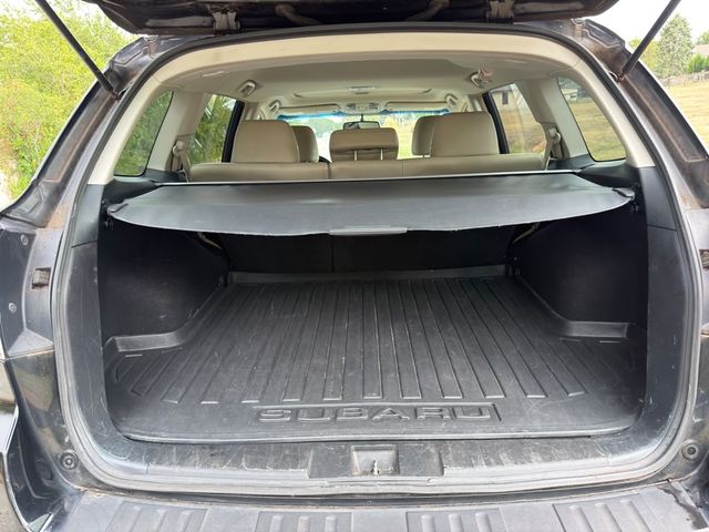 2010 Subaru Outback 2.5i Limited