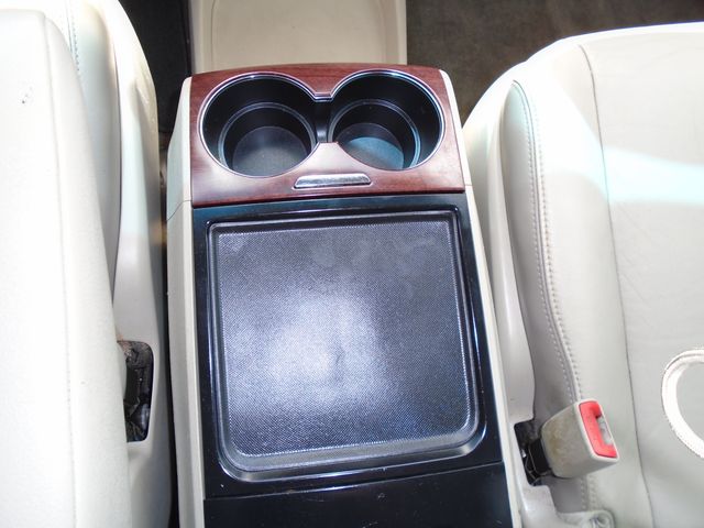 2014 Toyota Sienna XLE FWD 8-Passenger V6