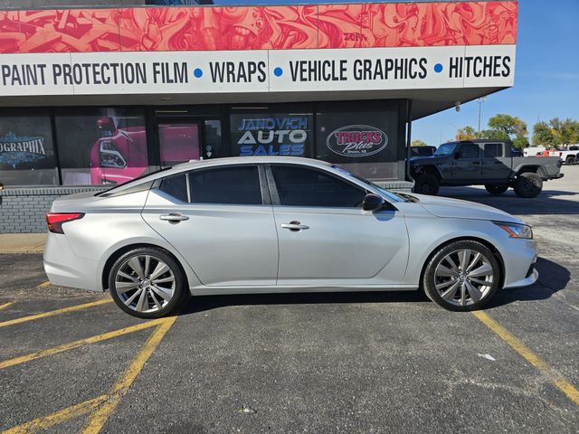 2021 Nissan Altima 2.5 SR