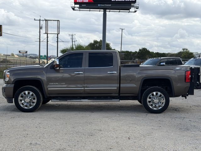 2015 GMC Sierra 2500HD Denali Crew Cab 4WD