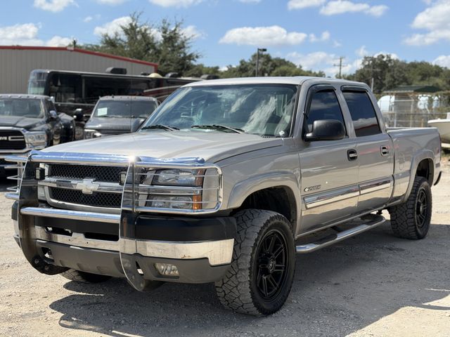 2004 Chevrolet Silverado 2500HD LT Crew Cab Long Bed 4WD