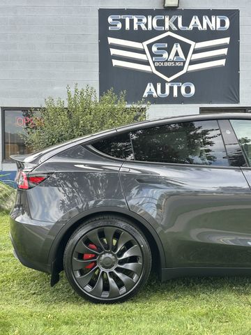 2025 Tesla Model Y Performance