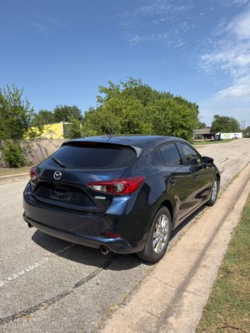 2018 Mazda MAZDA3 i Sport MT 5-Door