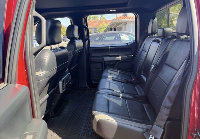 2017 Ford F-150 Raptor SuperCrew 4WD