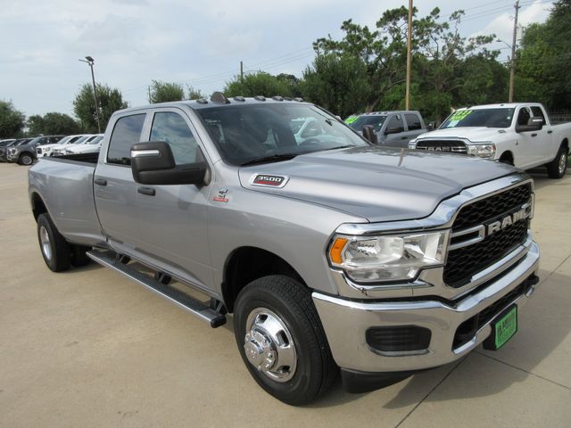 2024 RAM 3500 Tradesman Crew Cab 4WD DRW