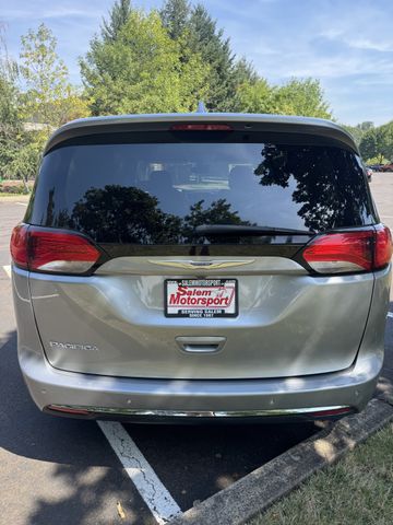 2019 Chrysler Pacifica Touring Plus