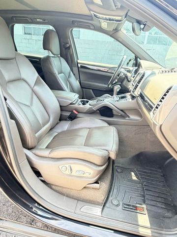 2016 Porsche Cayenne S