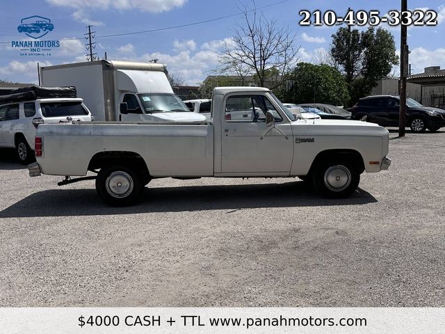 1984 Dodge RAM 100 D100 CUSTOM