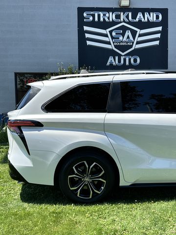 2026 Toyota Sienna Platinum 7-Passenger AWD