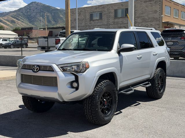 2016 Toyota 4Runner SR5 4WD V6 7 Passenger