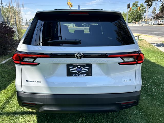 2026 Toyota Grand Highlander Hybrid XLE AWD