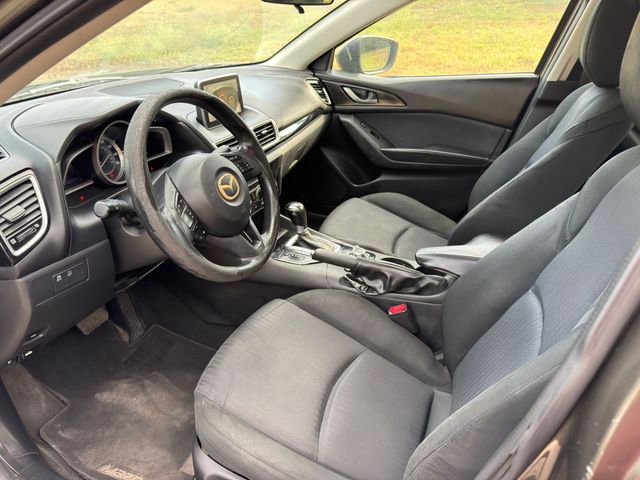 2015 Mazda MAZDA3 i Sport MT 4-Door