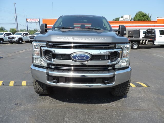 2022 Ford F-250 SD Crew Cab XLT 4WD