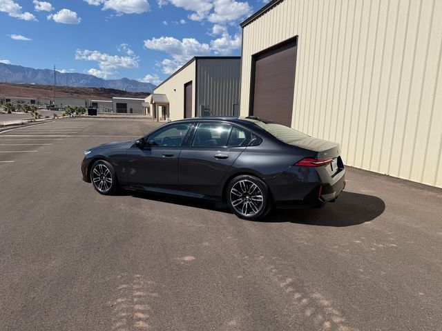 2025 BMW 5-Series 530i xDrive