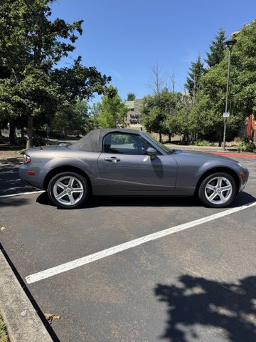 2006 Mazda MX-5 Miata Touring