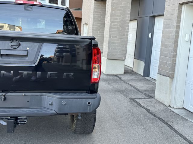 2013 Nissan Frontier PRO-4X Crew Cab 4WD