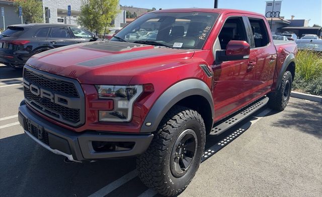 2017 Ford F-150 Raptor SuperCrew 4WD