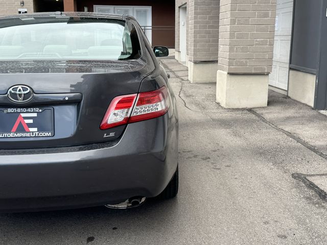 2011 Toyota Camry Base 6-Spd AT