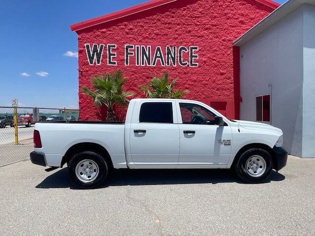 2022 RAM 1500 Classic Tradesman Crew Cab SWB 2WD