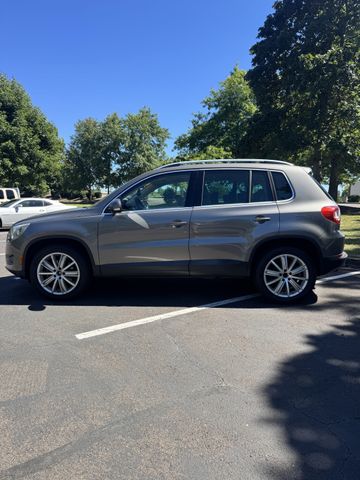 2009 Volkswagen Tiguan SEL