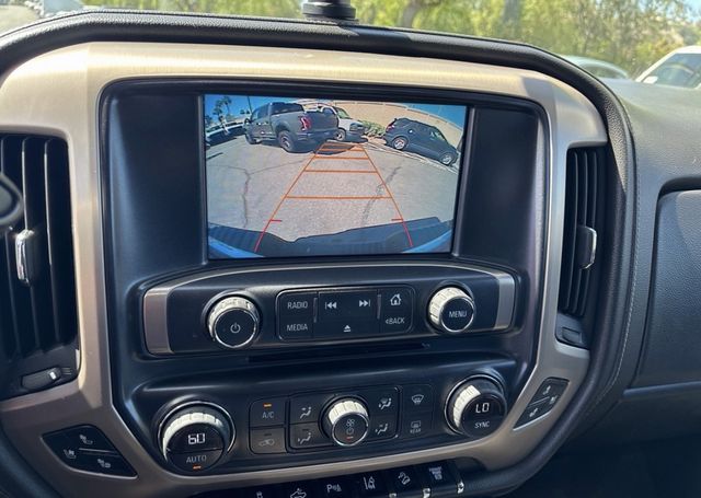 2016 GMC Sierra 2500HD Denali Crew Cab 4WD