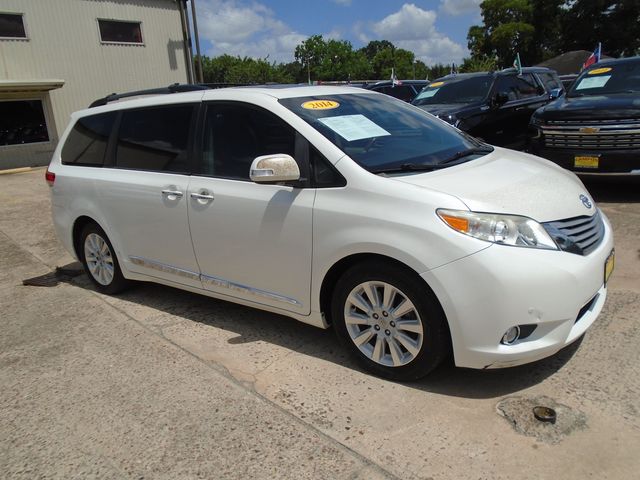 2014 Toyota Sienna XLE FWD 8-Passenger V6