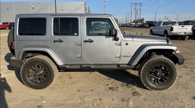 2017 Jeep Wrangler Unlimited Sahara 4WD