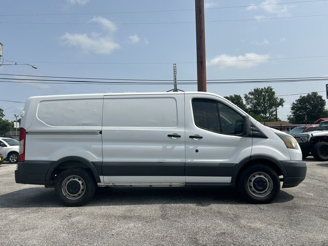 2015 Ford Transit 150 Van Low Roof w/Sliding Pass. 130-in. WB