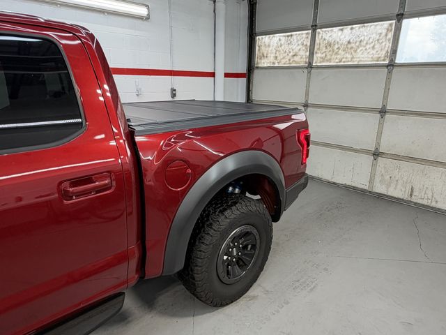 2017 Ford F-150 Raptor SuperCrew 4WD