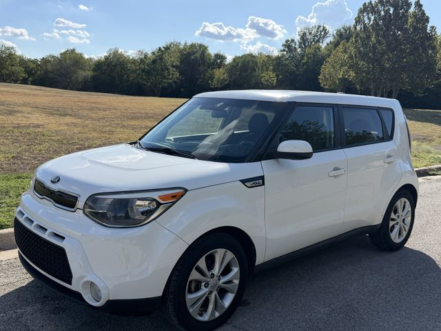 2016 Kia Soul + w/Primo Package