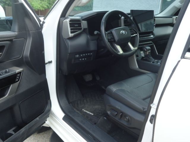 2022 Toyota Tundra Limited CrewMax 4WD Hybrid
