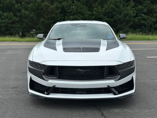 2025 Ford Mustang Dark Horse