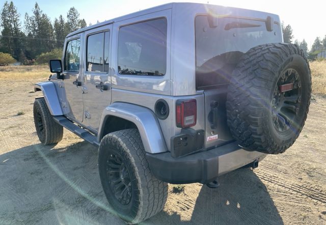 2017 Jeep Wrangler Unlimited Sahara 4WD