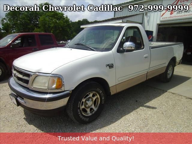 1998 Ford F150 Lariat Reg. Cab Short Bed 2WD