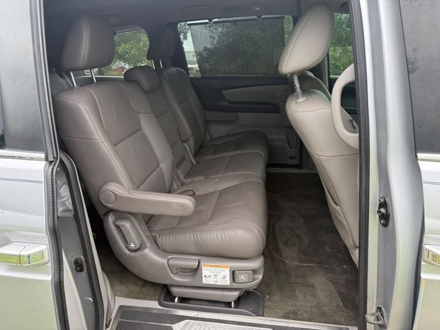 2013 Honda Odyssey EX-L w/ Navigation