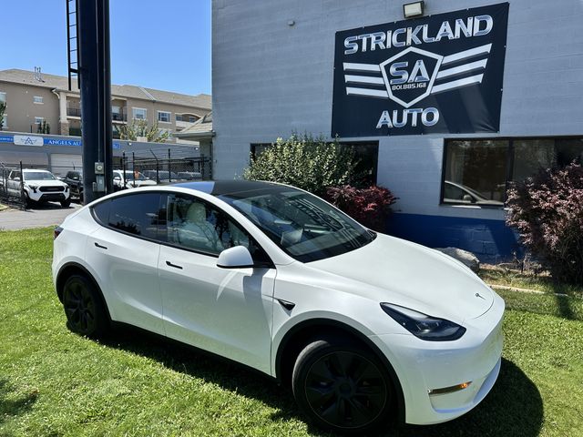 2025 Tesla Model Y Long Range AWD