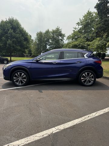 2018 Infiniti QX30 Premium AWD