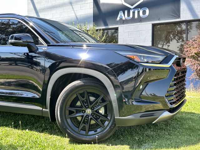 2025 Toyota Grand Highlander Hybrid Nightshade AWD