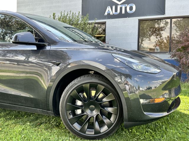 2024 Tesla Model Y Long Range