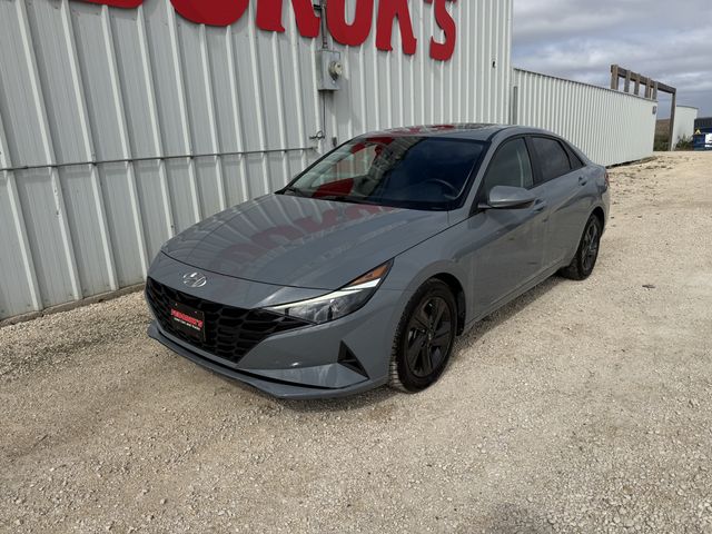 2022 Hyundai Elantra