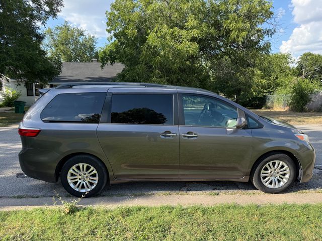 2015 Toyota Sienna Limited Premium FWD 8-Passenger V6